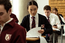BAD GENIUS  obhEW[jAX